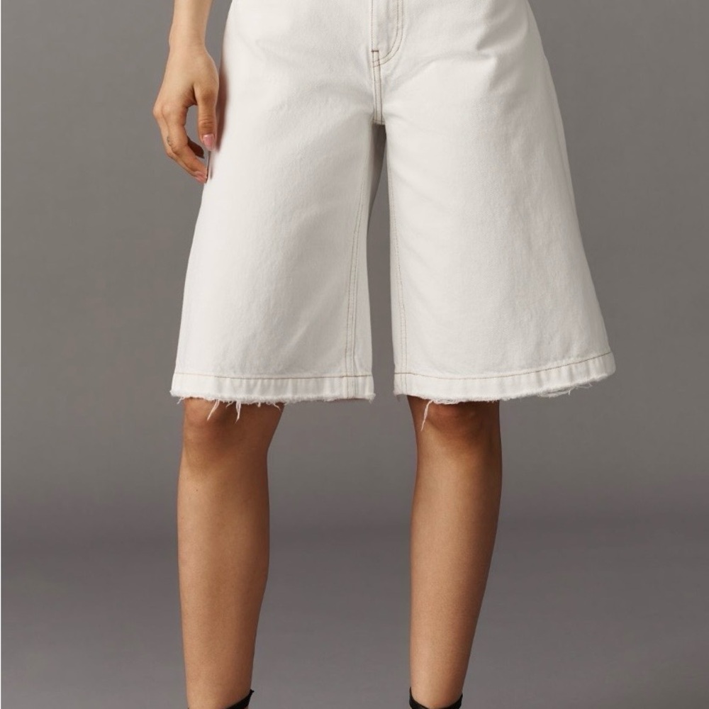 Anthropologie Hudson Skylar High-Rise Dropped Long Denim Short in White. - Picture 2 of 6